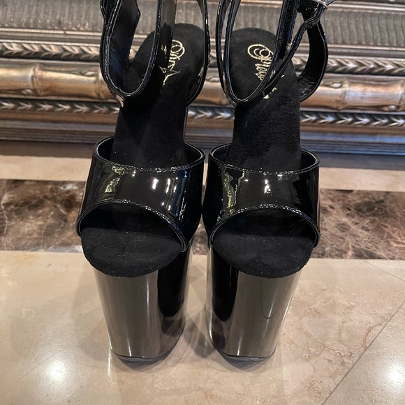 PLEASER 8 New 8 inch Black Ankle Strap Pleaser Heels Size 7